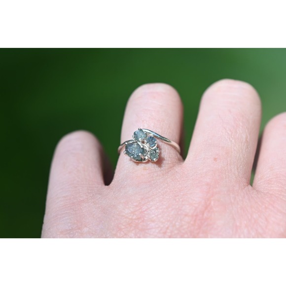 Elegant Silver Ring with Clustered Raw Gemstones - Unique Handcrafted Jewelry - Picture 4 of 10